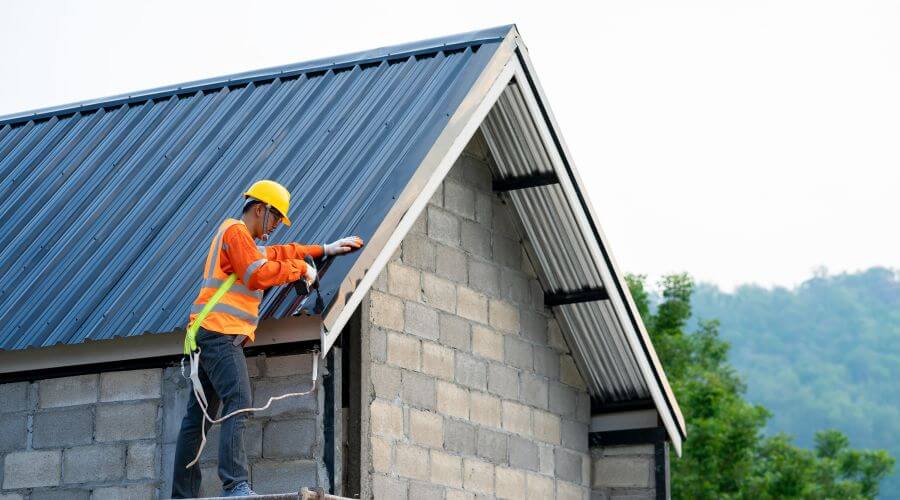 Expert Emergency Roof Repairs services in Gervais, OR